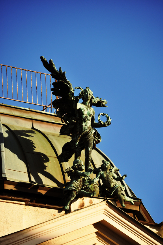 Statue